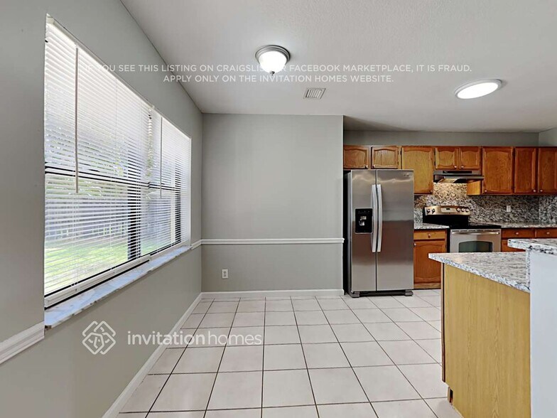 Building Photo - 696 Blueberry Dr