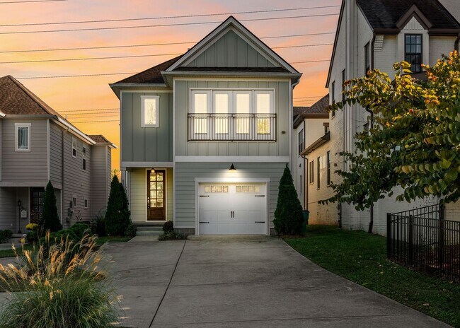 Building Photo - 835 Gale Ln