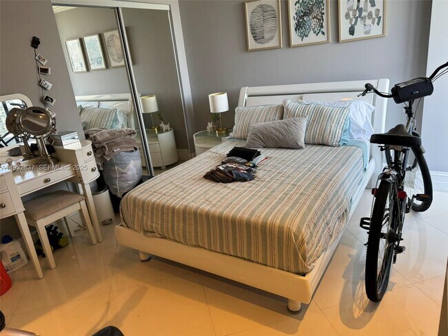 Building Photo - 3300 NE 192 St