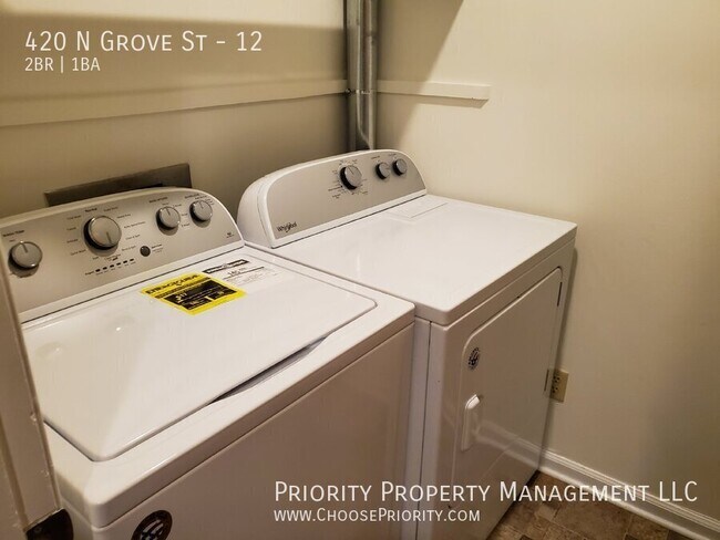 Building Photo - 420 N Grove St