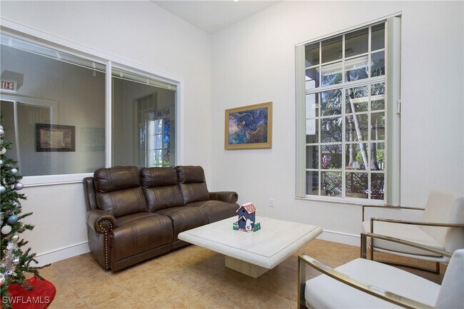 Building Photo - 8244 Key Royal Cir