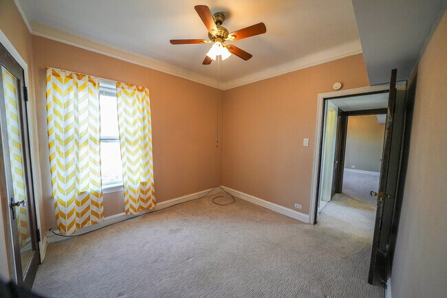 Building Photo - 3927 Kirk St