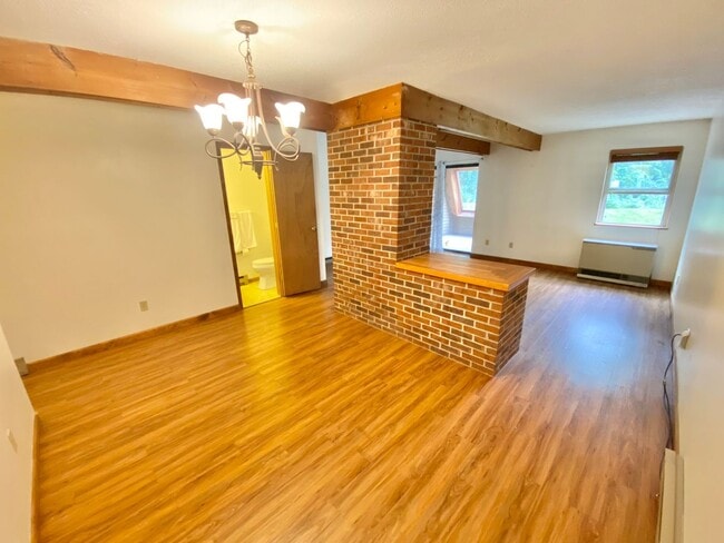 Building Photo - 2 Bedroom Condo in Williston VT Available ...