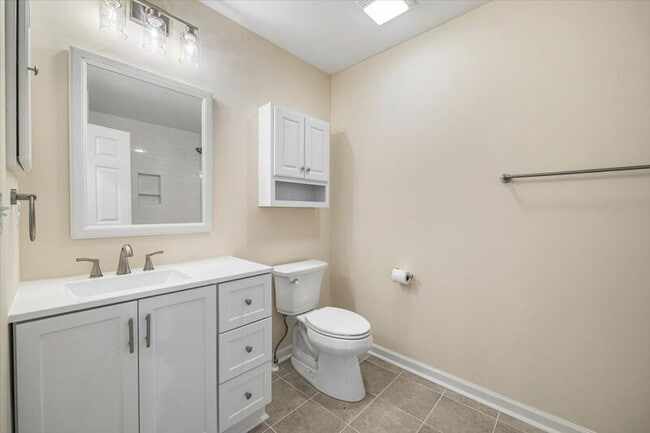 Building Photo - 2500 Kimbrough Cir