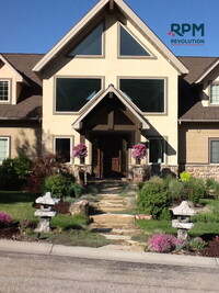 Building Photo - "Experience Luxury Living: Spacious 5-Bed ...