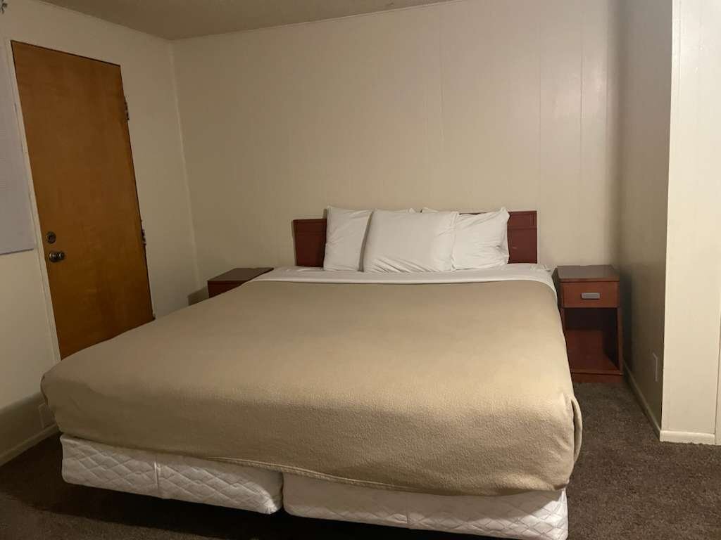 Building Photo - 2801 S Leadville Ave