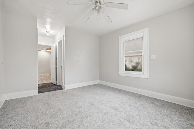 Building Photo - 1843 Ohio Ave