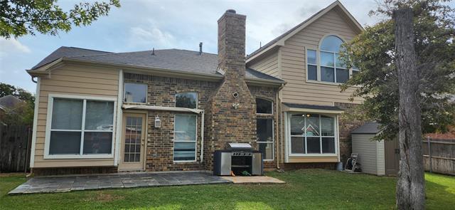 Building Photo - 809 Forest Hollow Dr