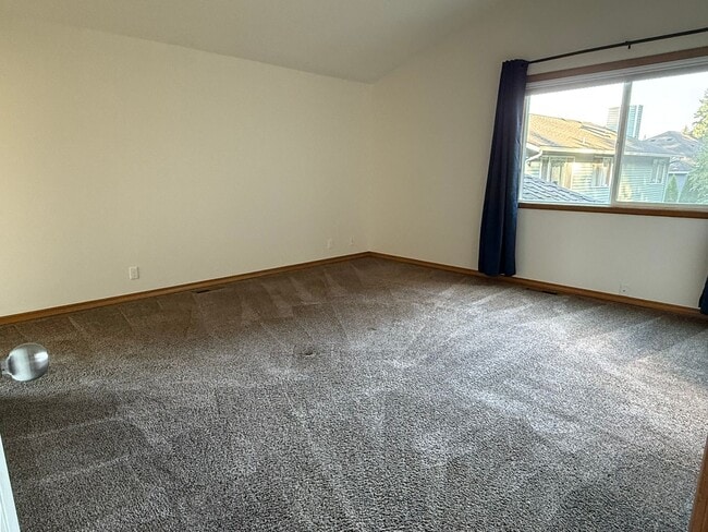 Building Photo - 4bd/2.5ba Renton House