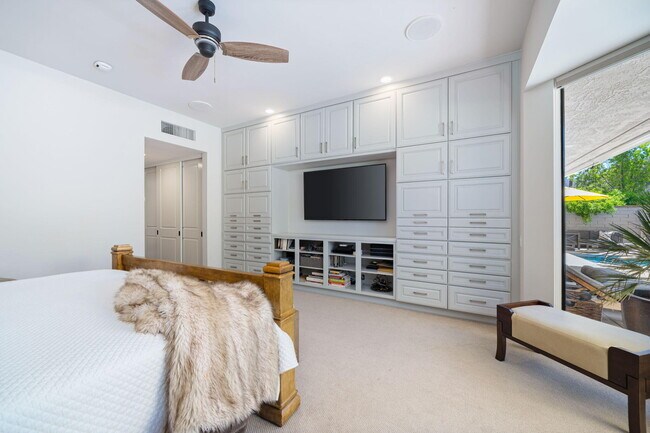 Building Photo - 76 Princeton Dr