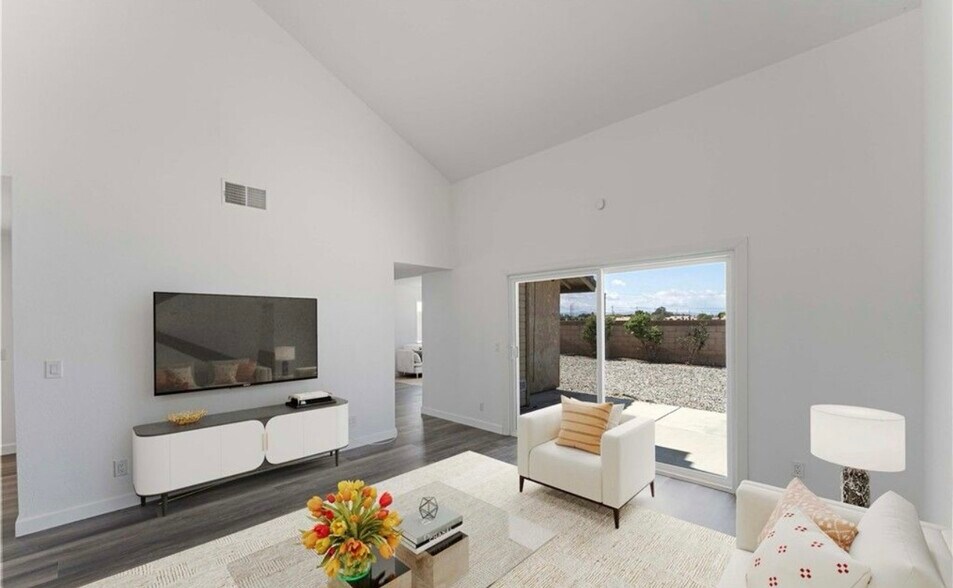 Building Photo - 44857 Landau Ave