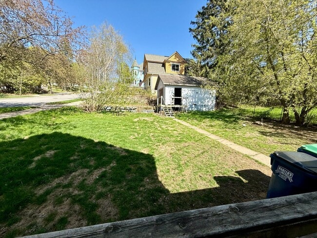 Building Photo - 4 bed 2 bath single family home in Wausau