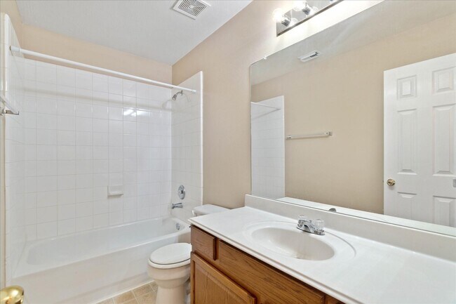 Building Photo - 2614 Maple Pl Ct
