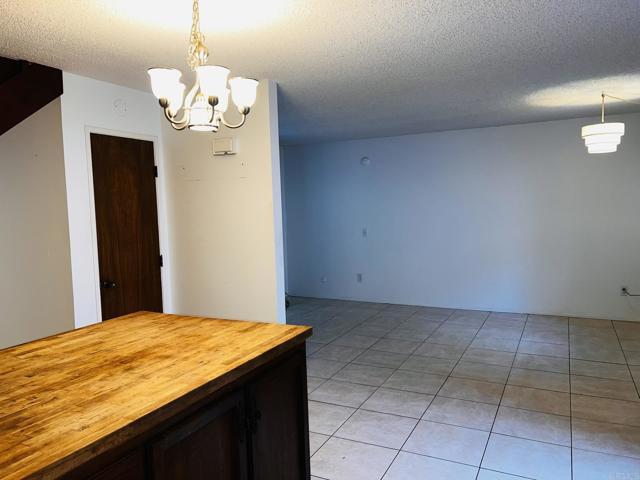 Building Photo - 159 Redwood Ave