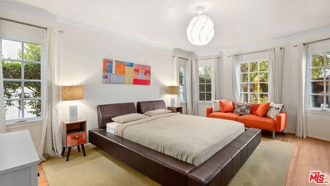 Building Photo - 434 N Genesee Ave