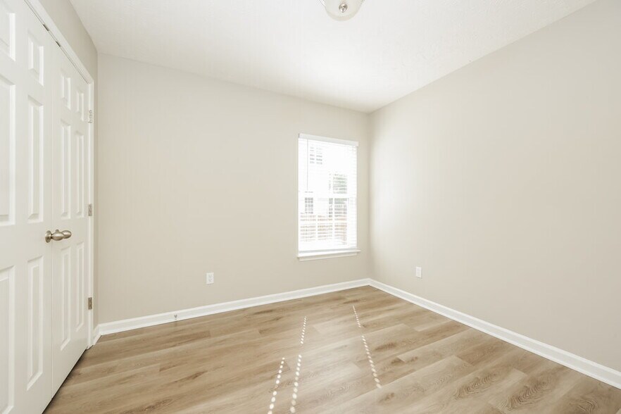 Building Photo - 603 Easy Goer Way