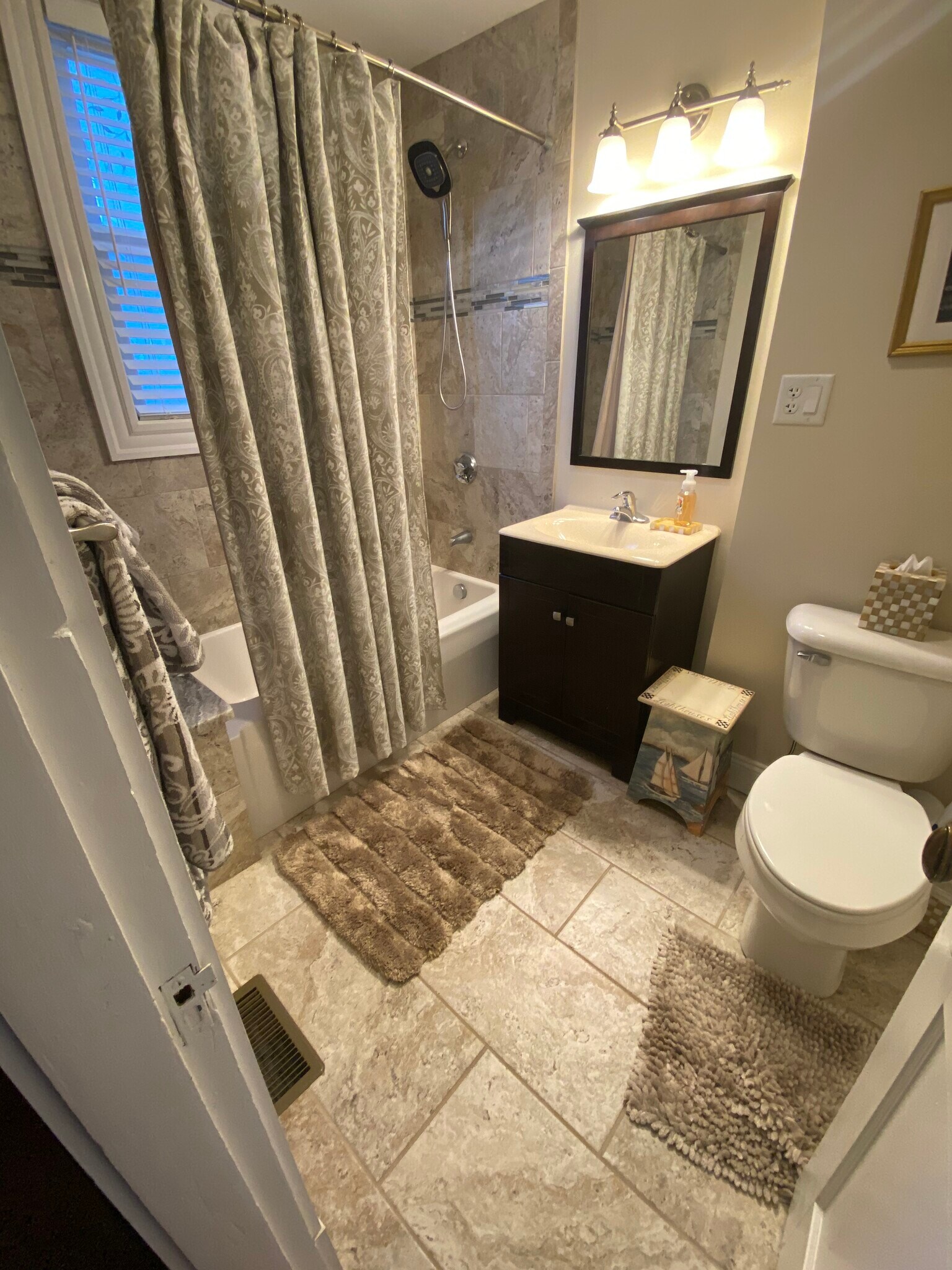 Building Photo - 40 Winthrop St