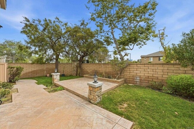 Building Photo - 5643 Willowmere Ln