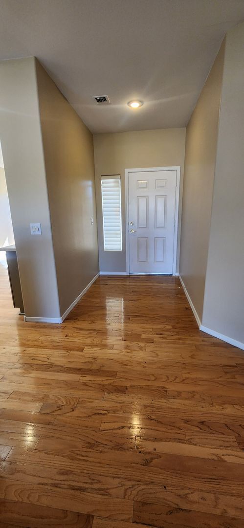 Building Photo - 2 bed 2 bath Franklin patio home in Sun City Anthem!