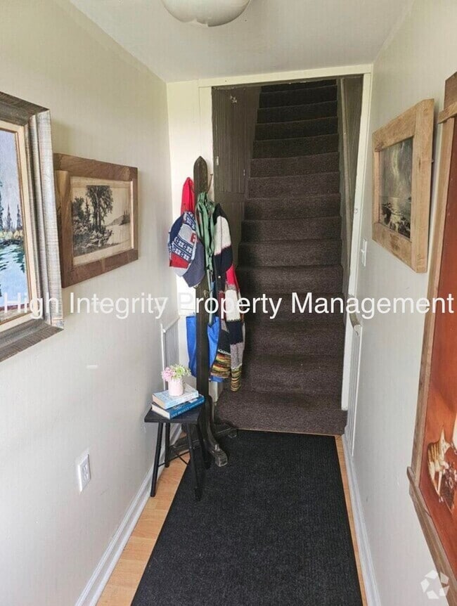 Building Photo - Property 026