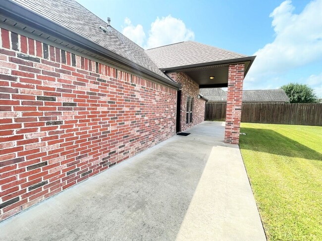 Building Photo - 3699 Canyon Ln