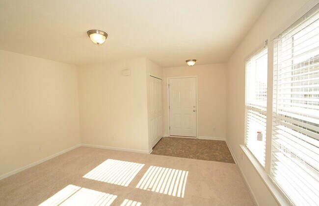 Building Photo - 8341 Sansa St