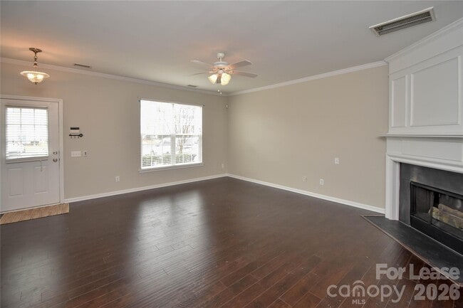 Building Photo - 3148 Mannington Dr