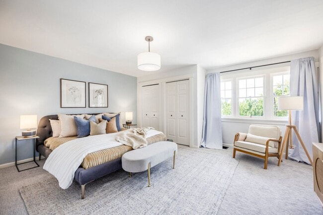 Building Photo - Elegant Sugar House Living: Finished Basem...