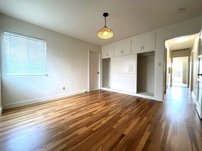 Building Photo - 5142 Brockbank Pl