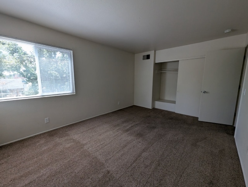 Building Photo - 2999 Oro Dam Blvd E