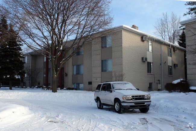 Building Photo - 33302 Kingslane Ct