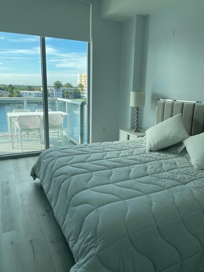 Building Photo - 7928 East Dr