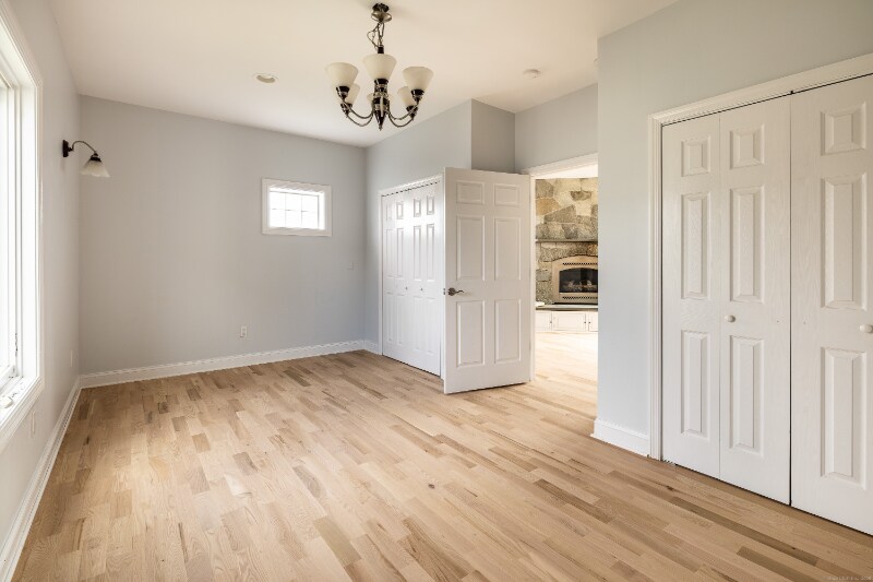 Building Photo - 13 Richard St