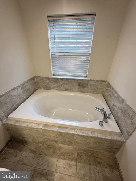 Building Photo - 5331 Greenwich Cir