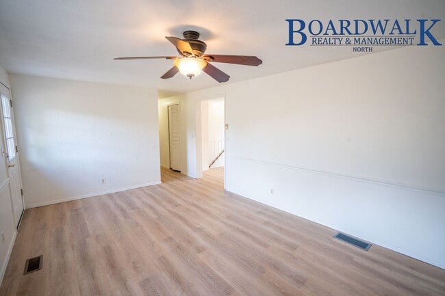Building Photo - Updated 4 Bedroom Home in Beautiful Eden!