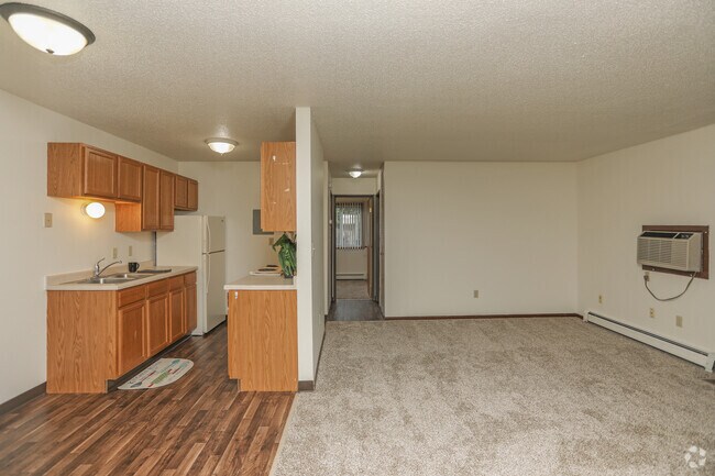 3BR, 2BA - University Park