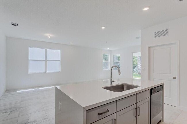 Building Photo - 7188 Trotwood Ln