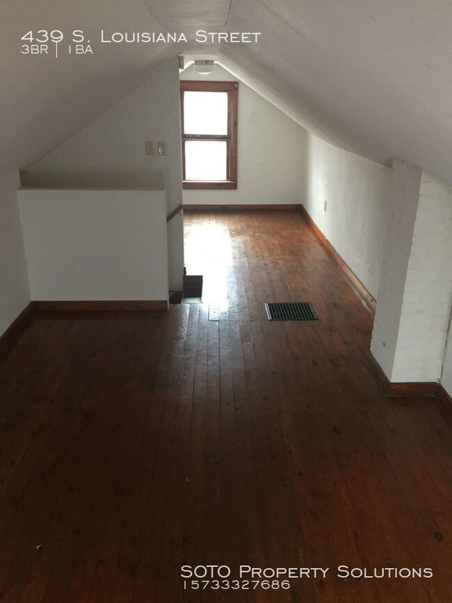 3BD/1BA House HUD accepted 439 S Louisiana St Cape Girardeau MO 63703