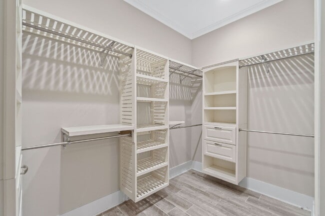 Building Photo - 52 Okahatchee Cir SE