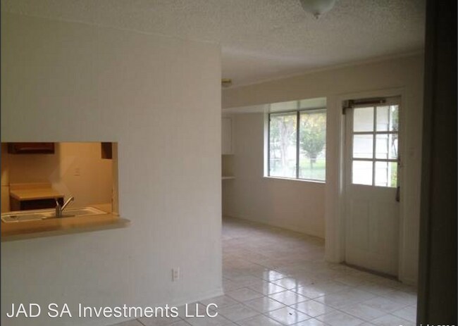 Building Photo - 3 br, 2 bath House - 5055 Binz Engleman