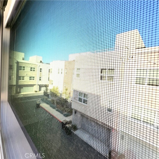 Building Photo - 981 E Mason Ln