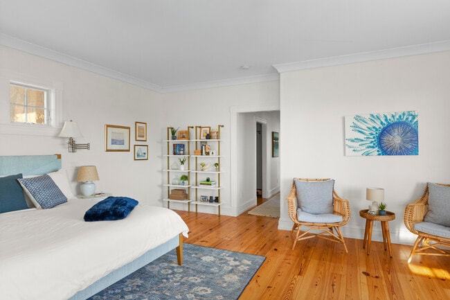 Building Photo - 35 Old Flds Wy