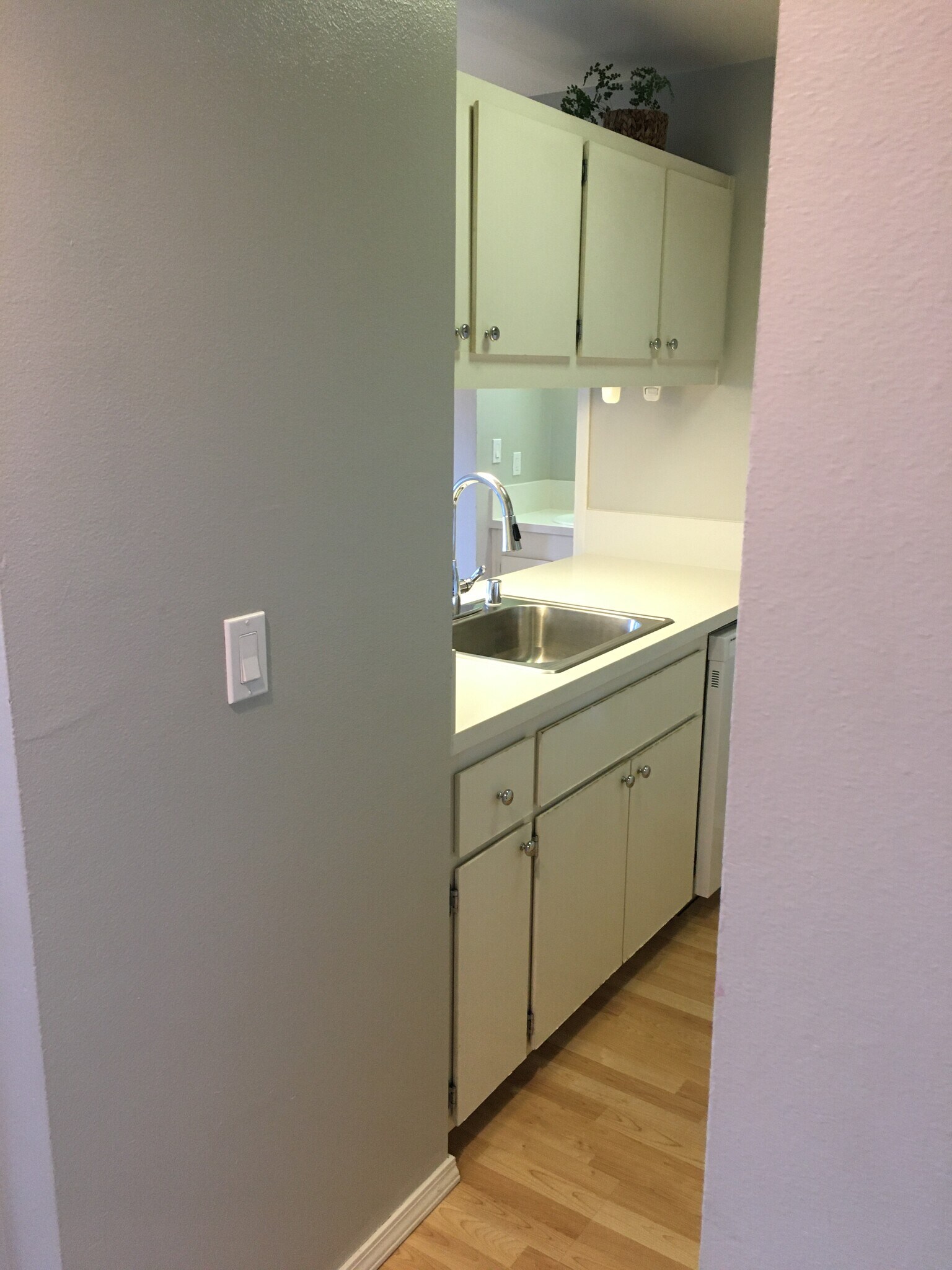 Building Photo - 1771 Broadway St