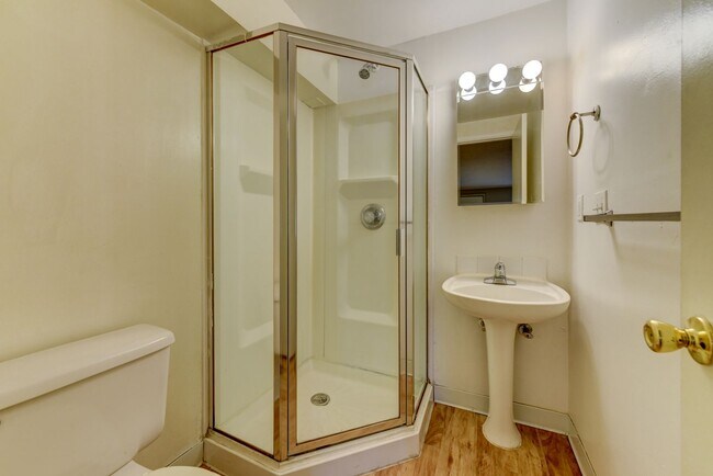 Building Photo - 774 19th St