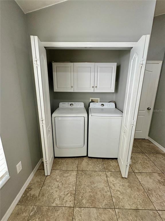 Building Photo - 3325 Manor Cove Cir