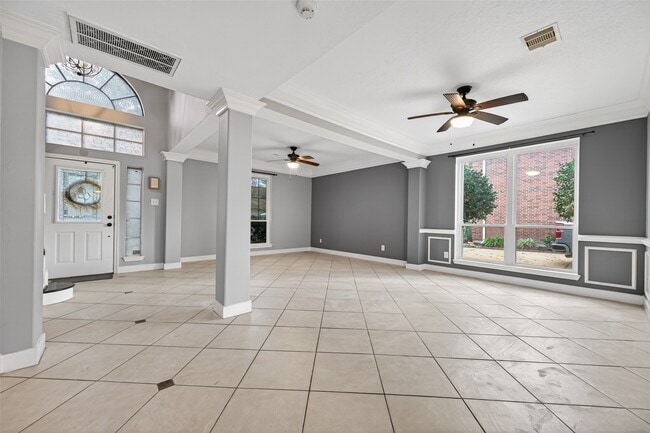 Building Photo - 7814 Millbrook Dr