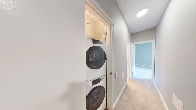 Building Photo - 3D Virtual Tour: https://my.matterport.com...