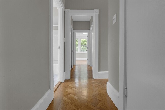 Building Photo - 59 Spring St