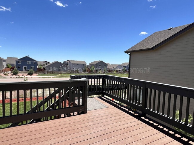 Building Photo - 10051 Ledgestone Terrace