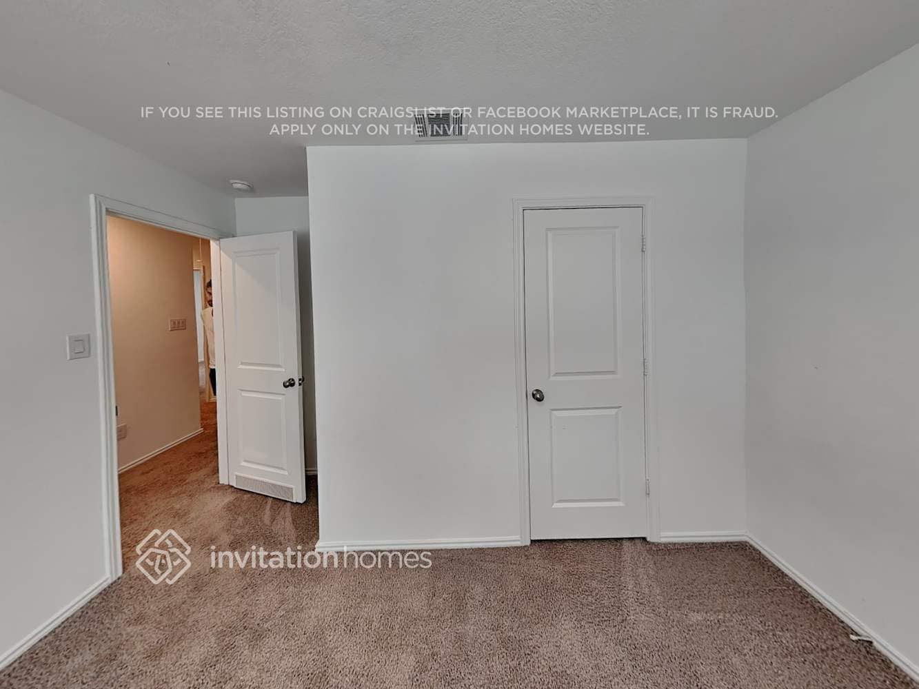 Building Photo - 160 Parish Ln